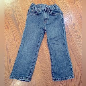 The children’s Place Kids size 3T basic blue straight leg denim jeans